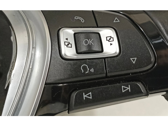 Руль Volkswagen Golf SportWagen   -  года 5G0419091      