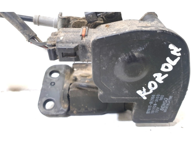 Zámek zadních dveří 1015283000   Toyota Corolla E120 E130 2004