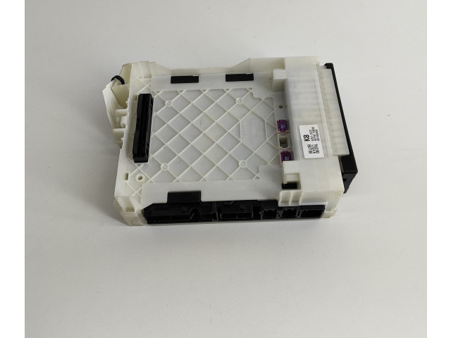 Блок комфорта 8273010030, 63572272   Toyota C-HR II   