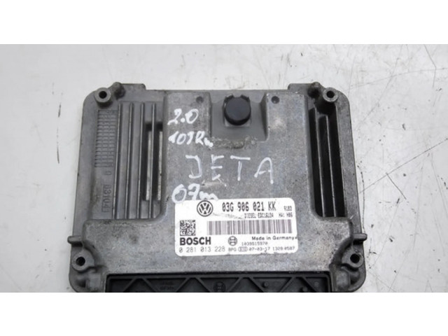 Řídící jednotka 03G906021KK, 0281013228   Volkswagen Jetta V 2007