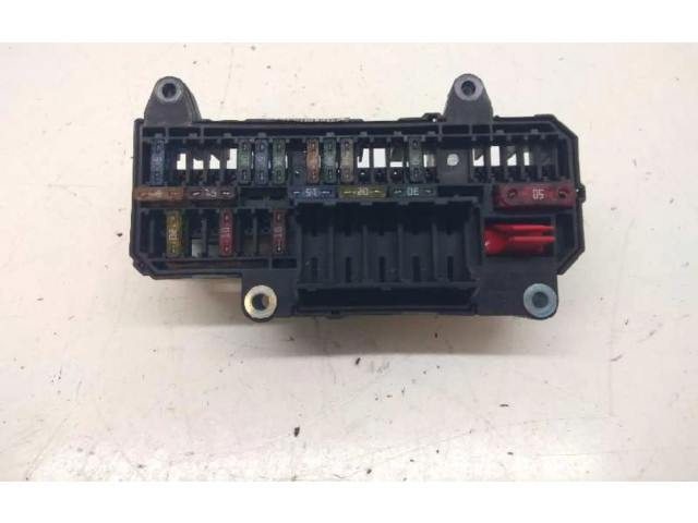   Pojistková skříňka 6113690058301   BMW 7 E65 E66 