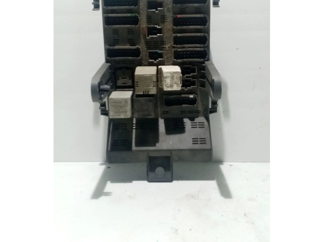 Pojistková skříňka Řídící jednotka BSM 7703297842   Renault Laguna I 