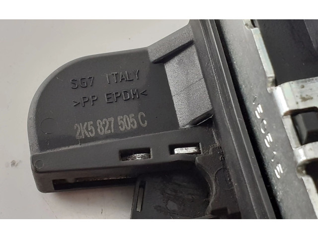 Zámek zadních dveří 2K5827505C   Volkswagen Caddy 2016