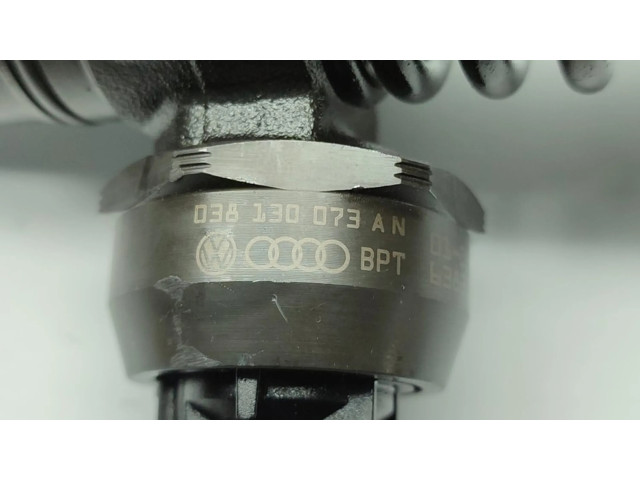 Vstřikovač 038130073AN   Audi A4 S4 B6 8E 8H  pro naftový motor 1.9 AWX 