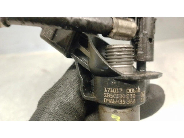 Vstřikovač 0986435388, BOSCH   Audi A4 S4 B6 8E 8H  pro naftový motor 2.5  
