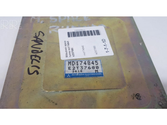 Блок управления двигателя MD332302, E2T65477   Mitsubishi Space Runner