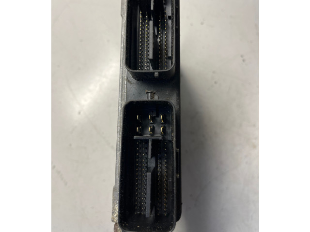 Блок управления двигателя 8631053100, 8631A531   Mitsubishi Colt