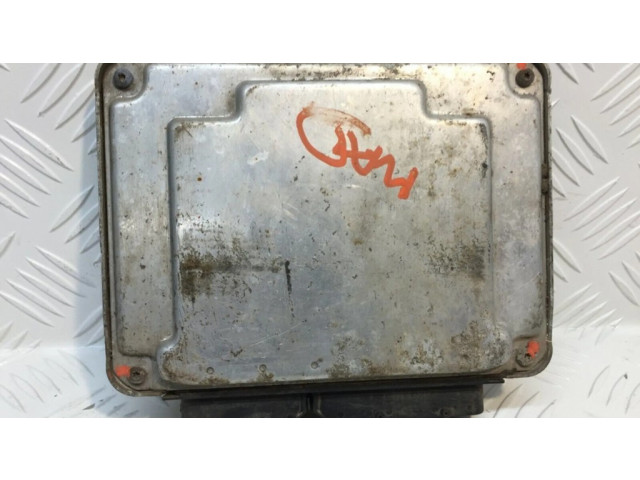 Блок управления двигателем Блок управления 074906018H   Volkswagen II LT