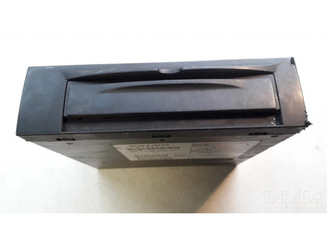 Считывающее устройство CD/DVD навигации (GPS)