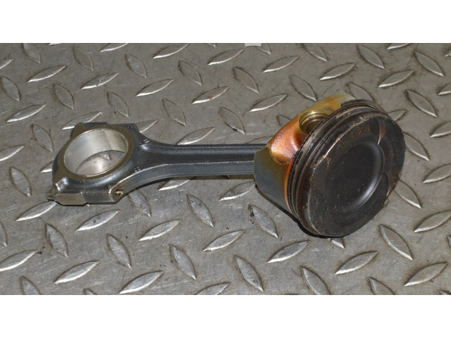  Поршень M 271.955   Mercedes-Benz CLK A208 C208  