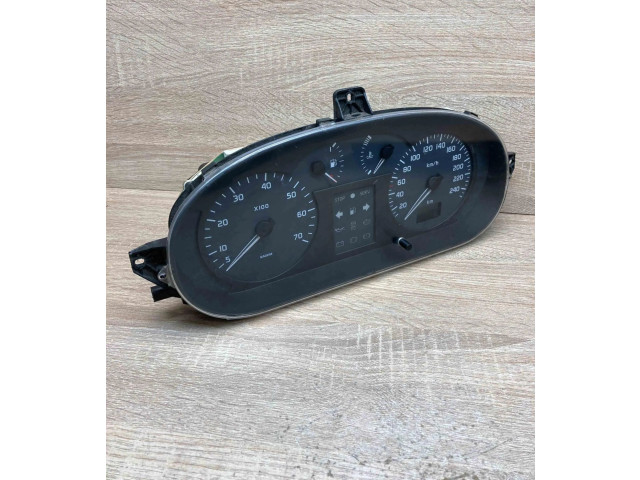 Přístrojová deska  Renault Kangoo I 2003 216501761  