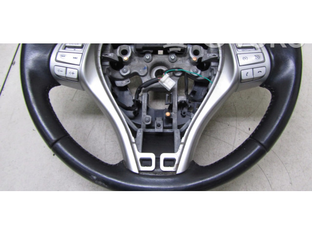 Volant Nissan Pulsar 2016   