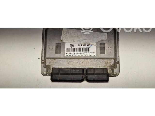 Блок управления двигателя 03D906033H, 5WP4423803   Volkswagen Fox