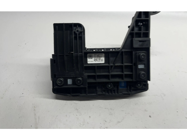 Блок предохранителей A1665402950   Mercedes-Benz GL X166    