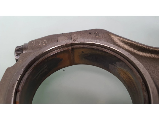 Píst 11257840922, 11247838623   BMW M5  pro benzínový motor 5.0  