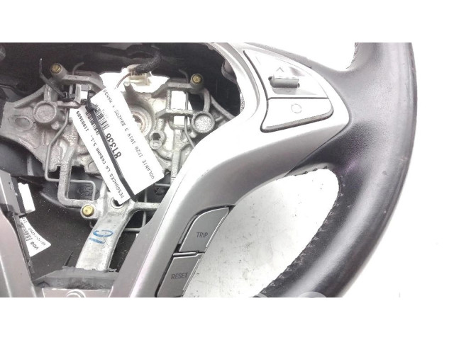 Руль Hyundai ix20   561101K250      