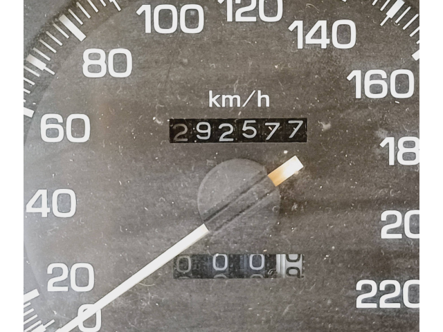 Спидометр (приборный щиток)    832002B450   Toyota Carina T190
