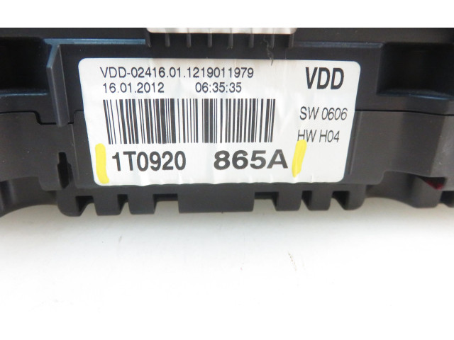 Přístrojová deska  Volkswagen Touran I 2012 1T0920865A, 1T0920865A  