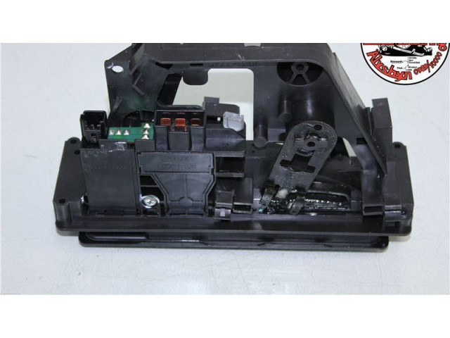 Блок управления климат-контролем 74400-77A00   Suzuki Jimny