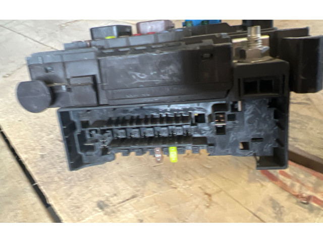 Pojistková skříňka Řídící jednotka BSM 9807091580   Peugeot 308 2015