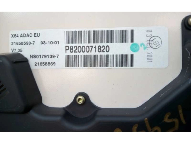 Панель приборов 8200071820   Renault Scenic RX       