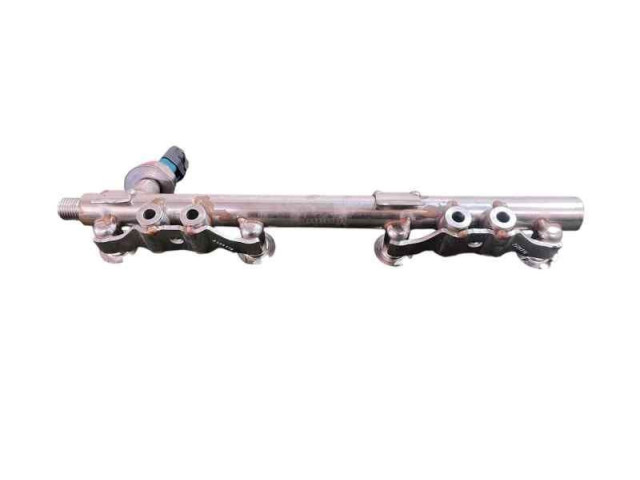 Vstřikovací lišta 175226637R   Nissan Pulsar    HRA2DDT 