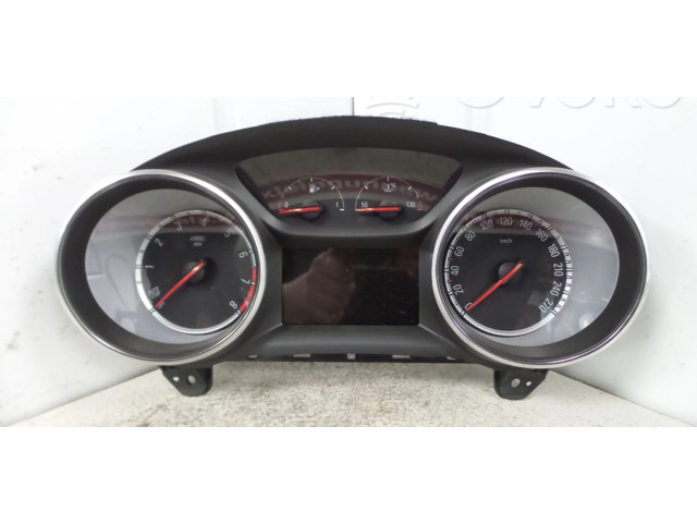 Přístrojová deska  Vauxhall Astra K 2017 39097971, 39125901  