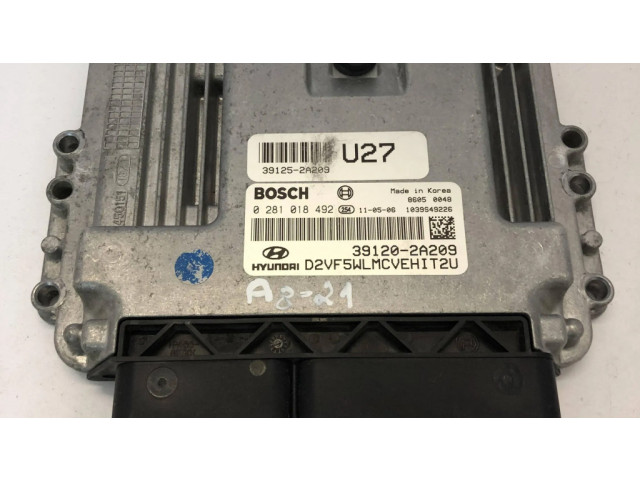 Řídící jednotka 391202A209, 0281018492   Hyundai i40 2011