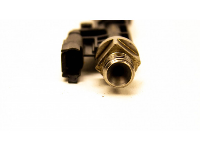 Vstřikovač 8626147   BMW 7 G11 G12  pro benzínový motor 3.0 B58 B30 A 
