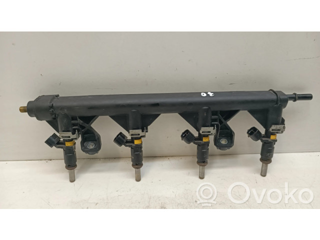 Vstřikovač V757564580   Citroen C3 Picasso  pro benzínový motor 1.4  