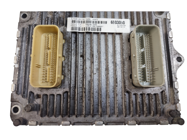 Блок управления двигателя     P68434931, P68434931AA    Jeep Grand Cherokee 
