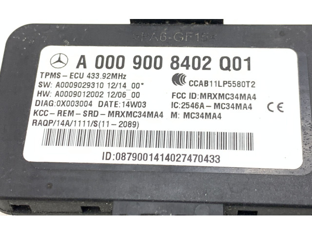 Přístrojová deska  Mercedes-Benz GL X166 2014 A0009008402  