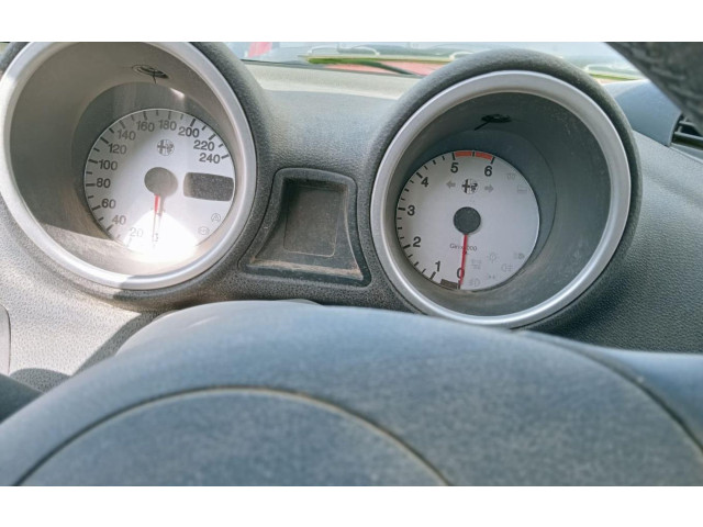 Přístrojová deska  Alfa Romeo 166    