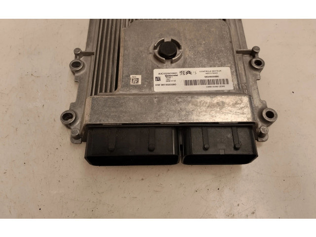 Řídící jednotka 9834609880   Peugeot 2008 I 2019