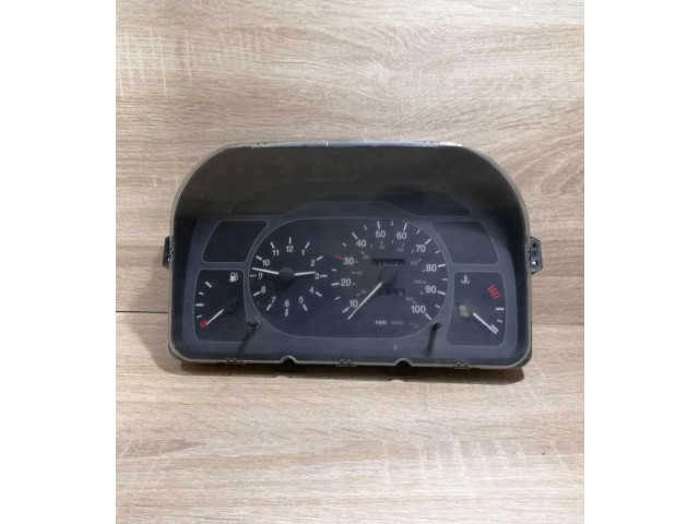 Přístrojová deska  Mazda 323 1999 251099, 00201  