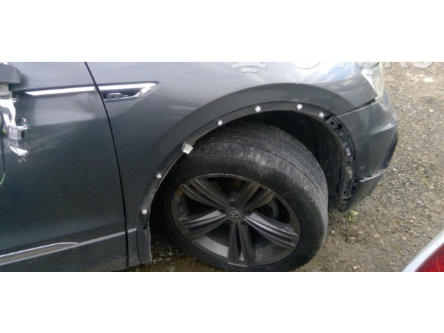 Вентилятор печки    5Q0121203DE, 5Q0121203DE   Volkswagen Tiguan