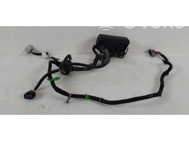 Блок предохранителей  68165473AD   Jeep Cherokee    