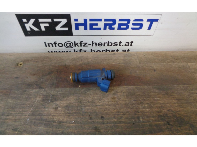 Vstřikovač 353102B000, 353102B000   Hyundai i30    G4FA 