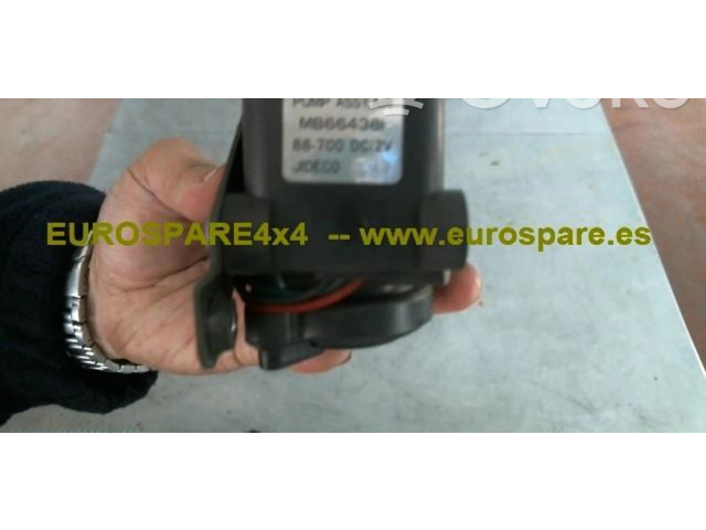   Pojistková skříňka MB66438L   Mitsubishi Montero 1999