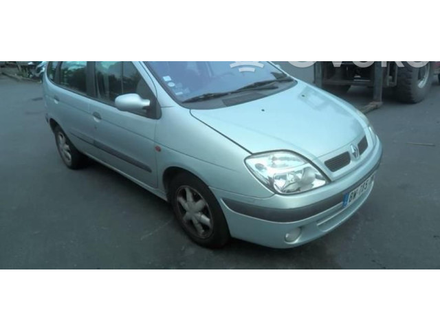 Дисплей    8200028364   Renault Scenic I