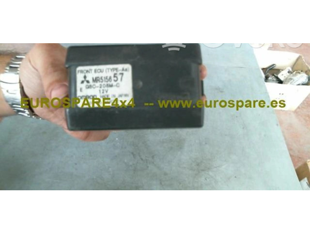   Pojistková skříňka MR515657   Mitsubishi Montero 1999