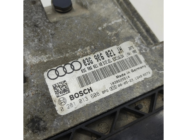 Блок управления двигателя 03G906021   Audi A6 S6 C6 4F