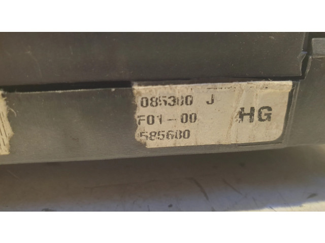   Pojistková skříňka    Citroen C2 2004