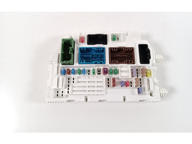 Блок предохранителей 9846631580   Citroen C5 X    