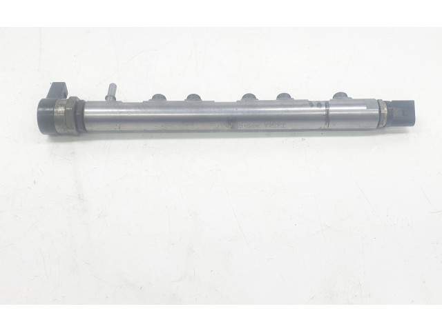 Vstřikovací lišta 7809127, 13537809127   BMW 1 F20 F21     