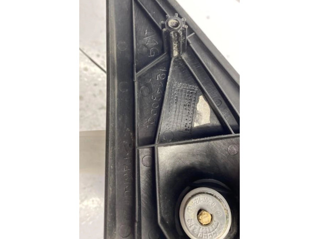 Zpětné zrcátko  Peugeot 106 1992  8148KP  