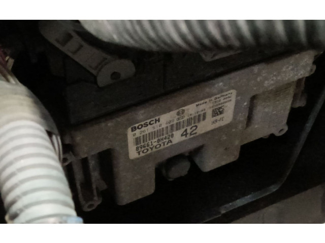 Řídící jednotka B001018180, 89661-0H420   Peugeot 108 2015