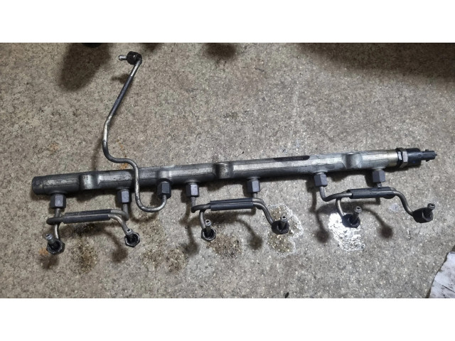 Vstřikovací lišta 0445216002   BMW 5 E39  pro naftový motor 3.0  