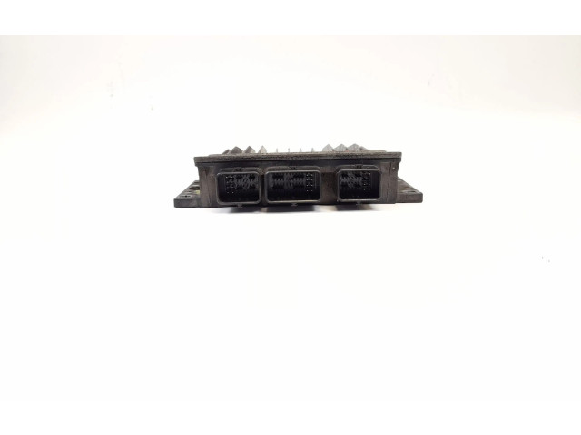 Řídící jednotka 8200498185, 8200469333   Nissan Kubistar 2006