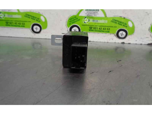   Pojistková skříňka BDB1675R0A   Mazda 3 II 2012